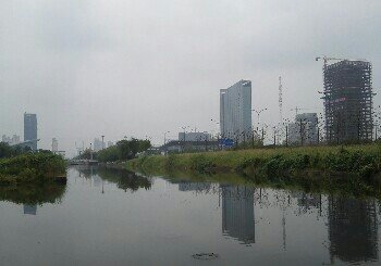 政府小河