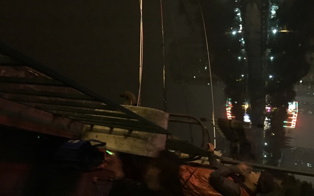 万福桥水闸旁边