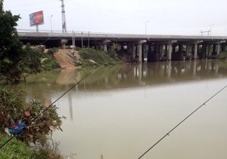 高水路潭莲桥底