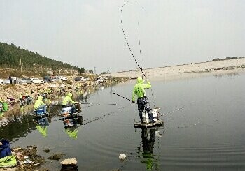 钓鱼岛垂钓休闲山庄又名葛峪水库