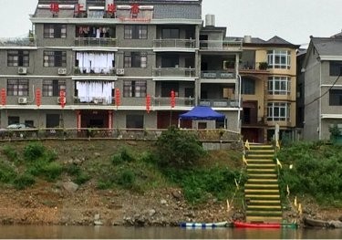 千岛湖埠上岸恋