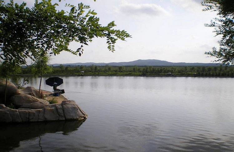 长寿湖翡翠岛农家乐