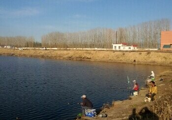 小红帽休闲娱乐垂钓园