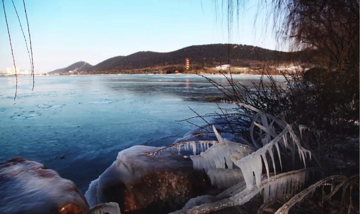 冬天里的徐州云龙湖风景区