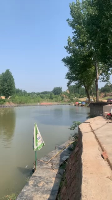 双湖休闲垂钓基地