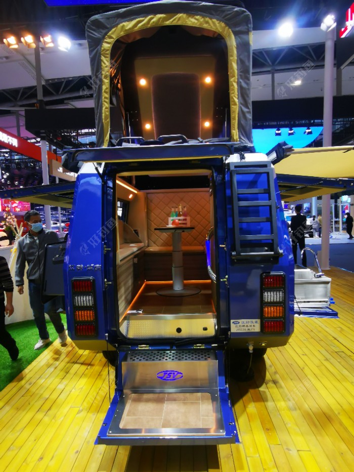 随拍钓鱼版皮卡